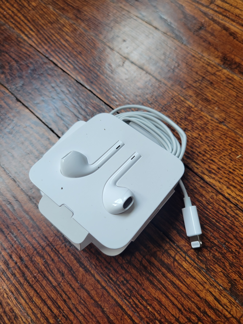 Apple Lightning Earpods + 3.5mm Adapter OEM Earbuds New